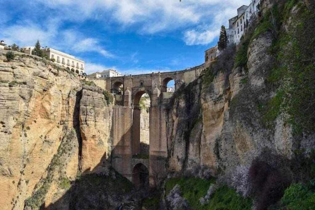 III Apartamentos Morales & Arnal Acogedor Y A 450M Ronda Esterno foto